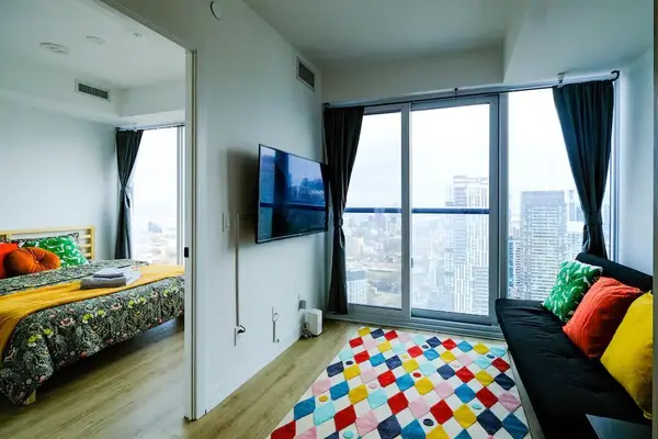 319 Javis ST #4917, Toronto C08, ON M5B 0C8