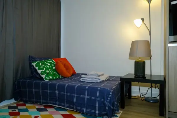 319 Javis ST #4917, Toronto C08, ON M5B 0C8