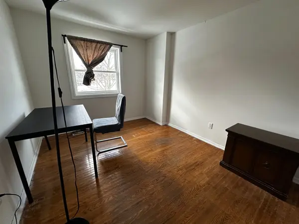 53 Brian DR #Main, Toronto C15, ON M2J 3Y1