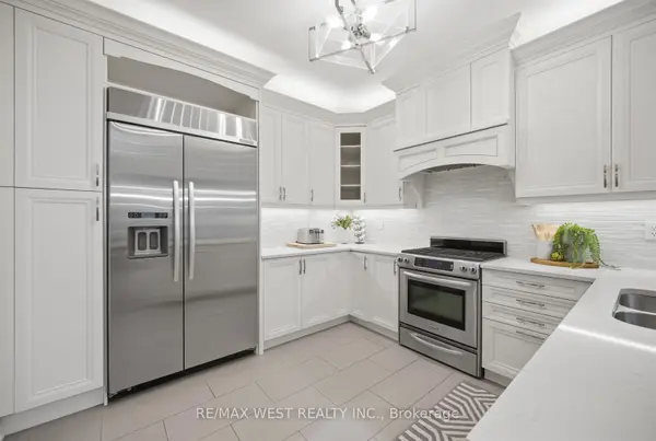 139 Hatton Garden RD, Vaughan, ON L4H 3R1