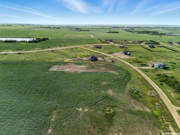 50 Meadowlark TRAIL, Blucher Rm No. 343, SK S7B 0A5