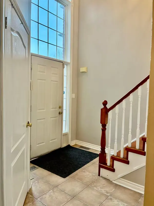 2066 Shady Glen RD, Oakville, ON L6M 3P1