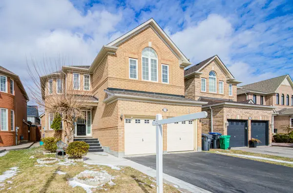 3696 Waterfall CRES, Mississauga, ON L5N 8G8