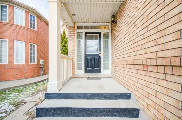 3696 Waterfall CRES, Mississauga, ON L5N 8G8