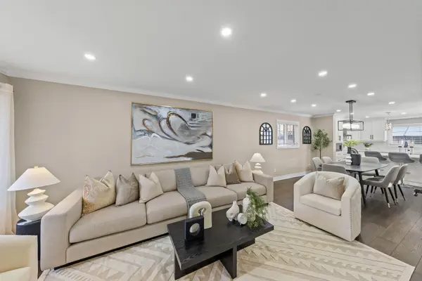 33 Hutton CRES, Caledon, ON L7C 1A3