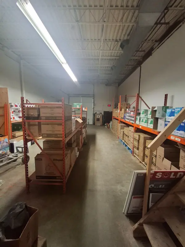 703 Garyray DR, Toronto W05, ON M9L 1R2