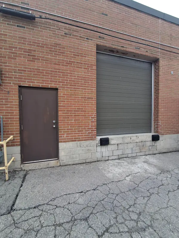 703 Garyray DR, Toronto W05, ON M9L 1R2