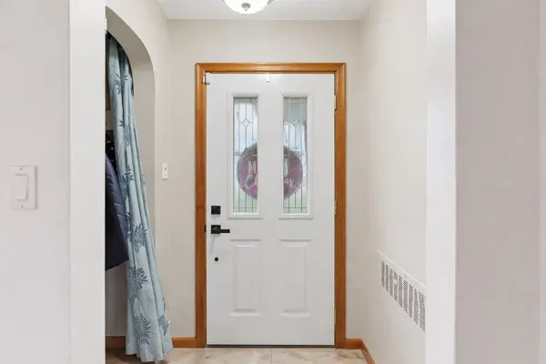 66 Richmond ST, Thorold, ON L2V 3H1