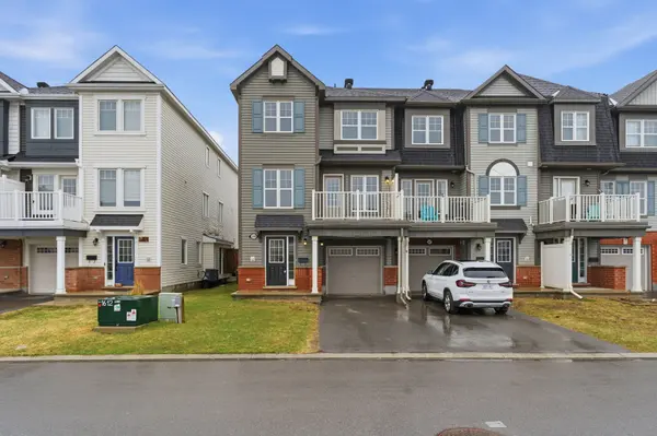 359 Sweetfern CRES, Orleans - Cumberland And Area, ON K4A 1A5