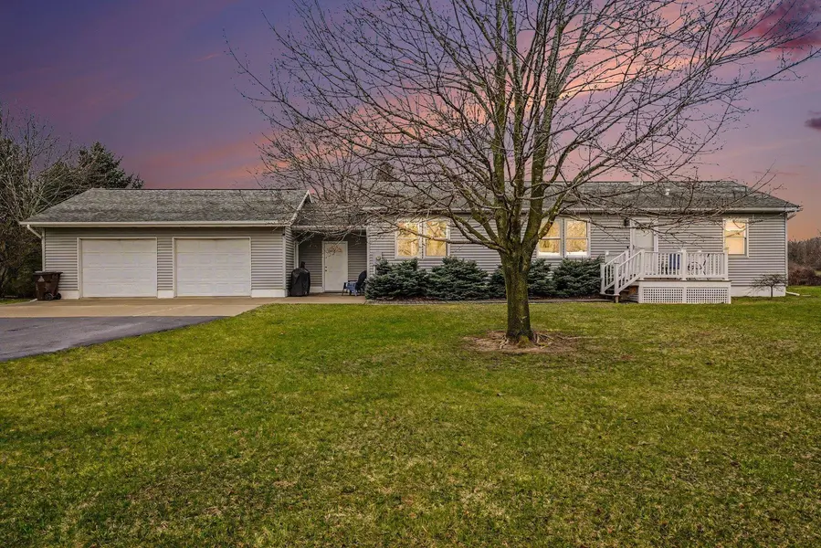 8221 N Rich RD, Seville Twp, MI 48801