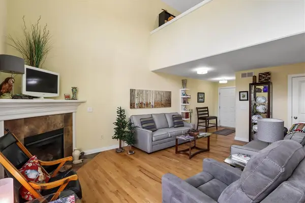 232 Woodfield Ln, Tiffin, IA 52340