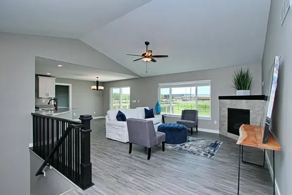 804 Windam Dr., Solon, IA 52333