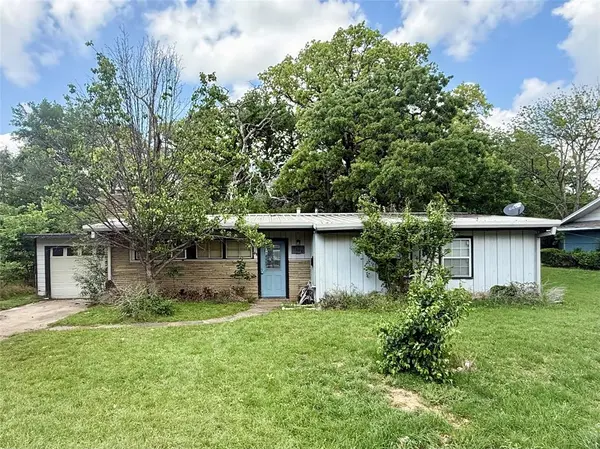 5408 Sam Calloway Road, River Oaks, TX 76114