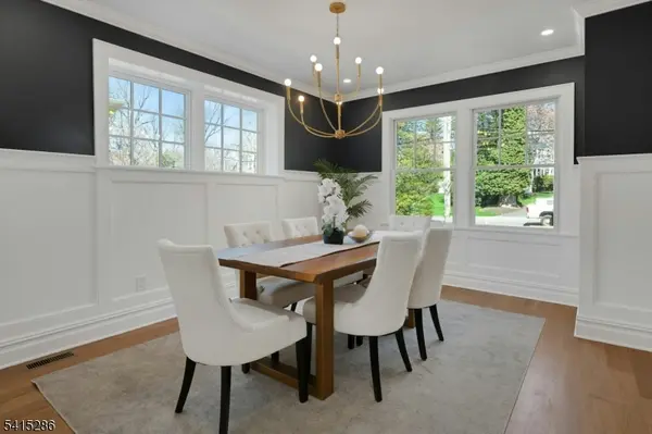 76 Woodland Ave, Summit City, NJ 07901