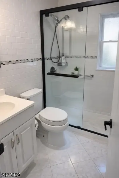 3 Spalding Dr, Livingston Twp., NJ 07039