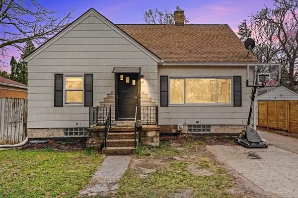 402 Patterson AVE, Bay City, MI 48706