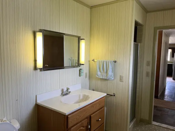 716 Allen CT, Au Gres Twp, MI 48703