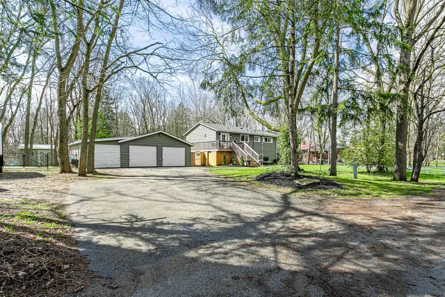 23 Dover ST, Blandford-blenheim, ON N0J 1G0