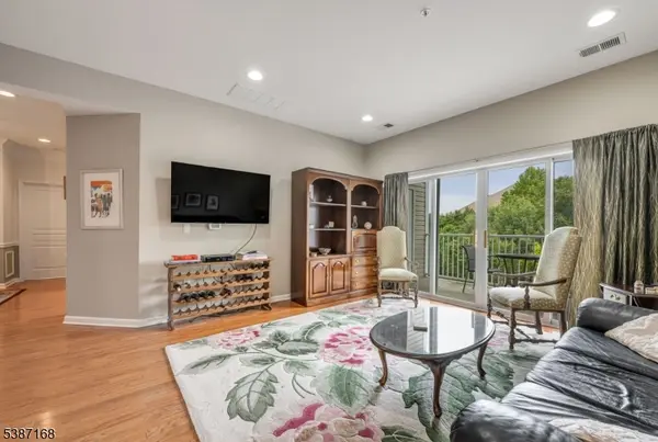 5201 Warrens Way, Wanaque Boro, NJ 07465