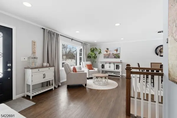 62 Forest Ave, Berkeley Heights Twp., NJ 07922