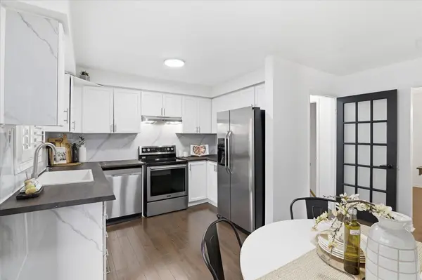 831 Lavis ST, Oshawa, ON L1K 1W8