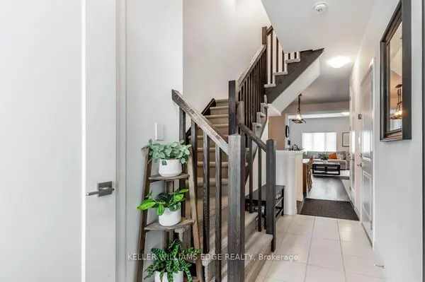 5 Greenwich AVE, Hamilton, ON L8J 2R9