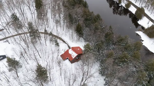 1012 VILLAGE 1 RD #3, Muskoka Lakes, ON P0B 1M0