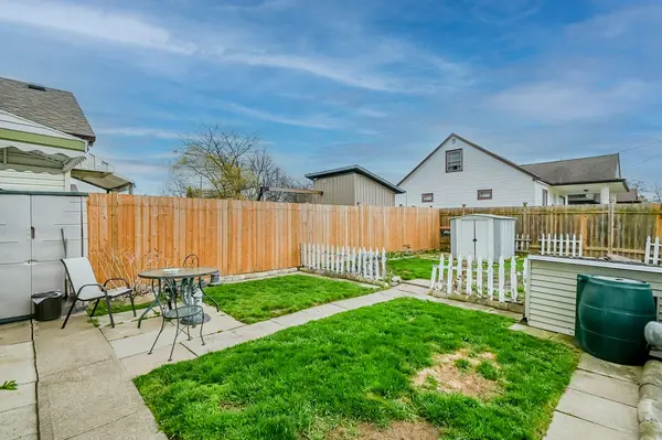 76 Lincoln AVE, St. Catharines, ON L2P 2C9