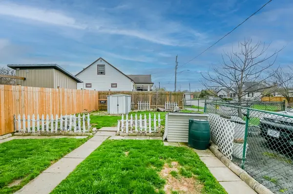 76 Lincoln AVE, St. Catharines, ON L2P 2C9