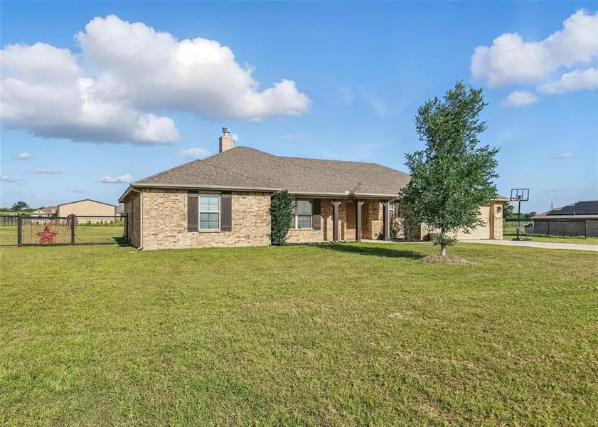 240 Springwood Ranch Loop, Springtown, TX 76082
