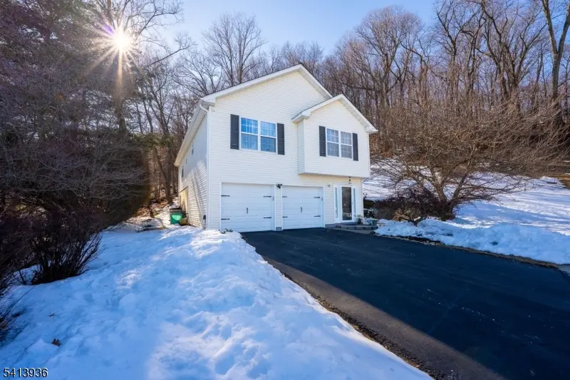 14 Jessica Ln, Dover Town, NJ 07801