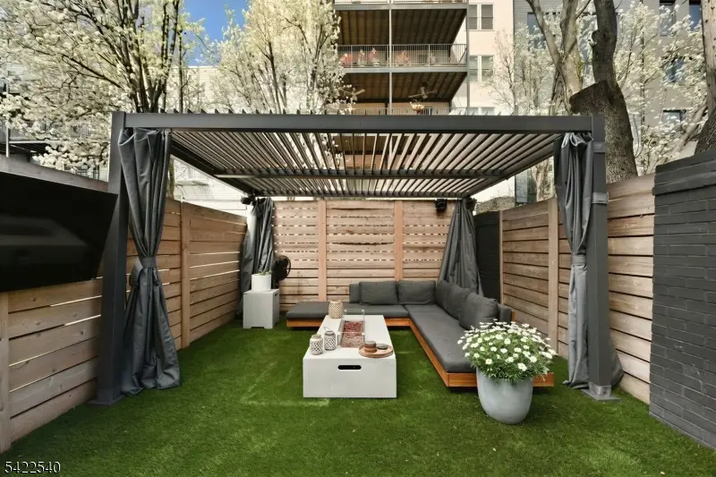 406 Madison St #1R, Hoboken City, NJ 07030