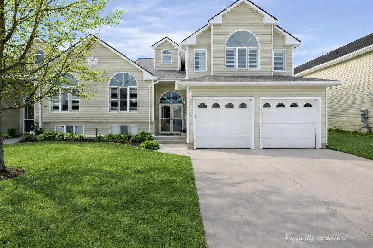 57 Barker BLVD, Collingwood, ON L9Y 4W4