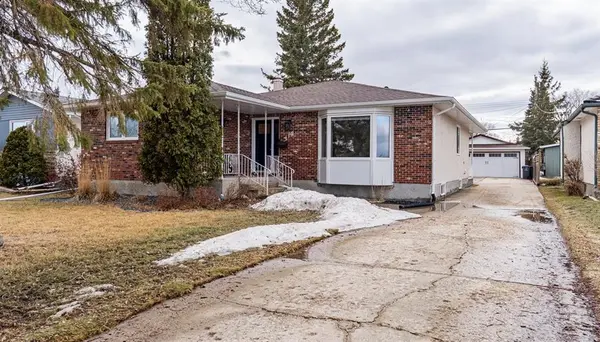 312 Thompson DR, Winnipeg, MB R3J 3E4