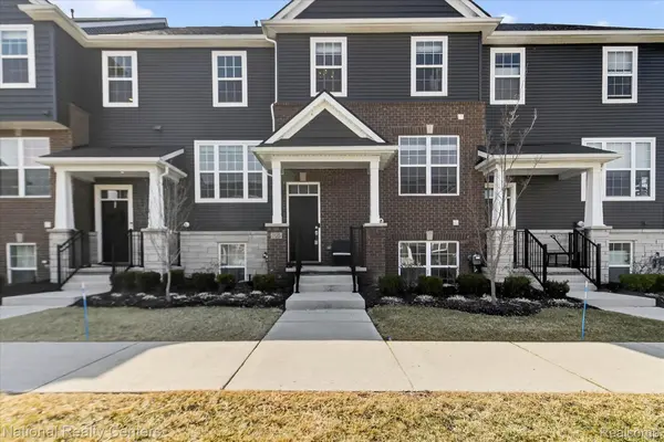 225 S Sydney CT, Plymouth, MI 48170