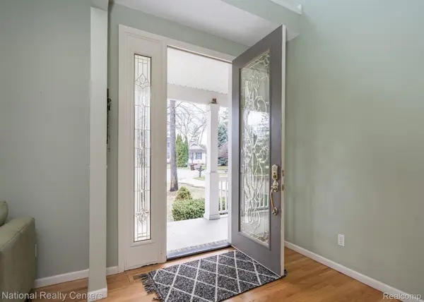 10219 Mill Pointe DR, Atlas Township, MI 48438