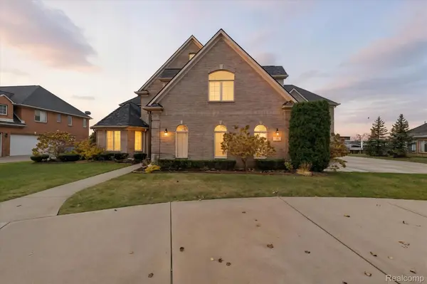 74 SAND BAR LN, Detroit, MI 48214