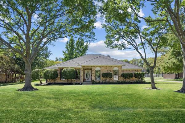 1261 Emerald Circle, Southlake, TX 76092