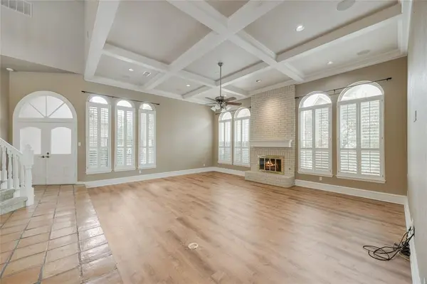 1201 Findlay Drive, Arlington, TX 76012