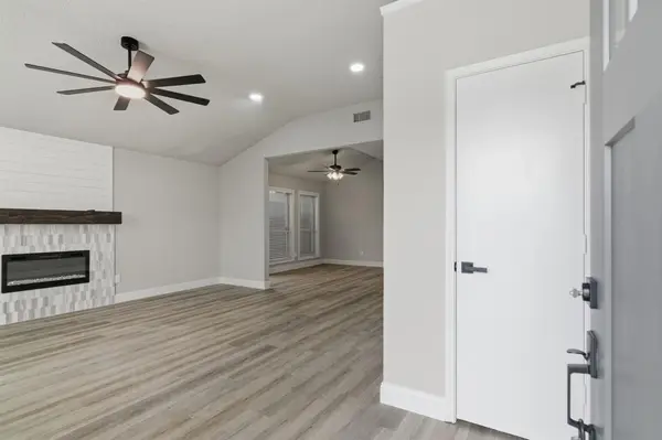 8105 Spruce Valley Drive, Fort Worth, TX 76137