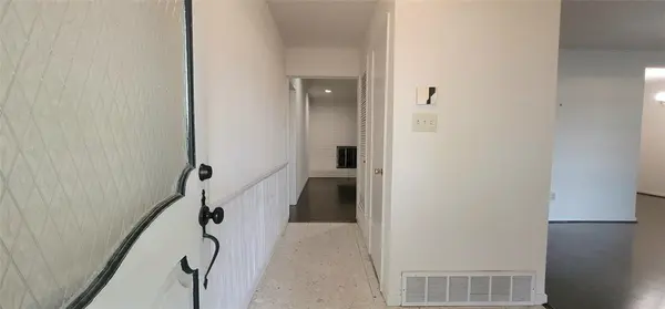 5624 Woodway Drive, Fort Worth, TX 76133