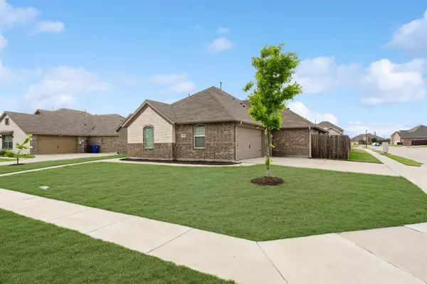 1925 Meadowlark Lane, Royse City, TX 75189