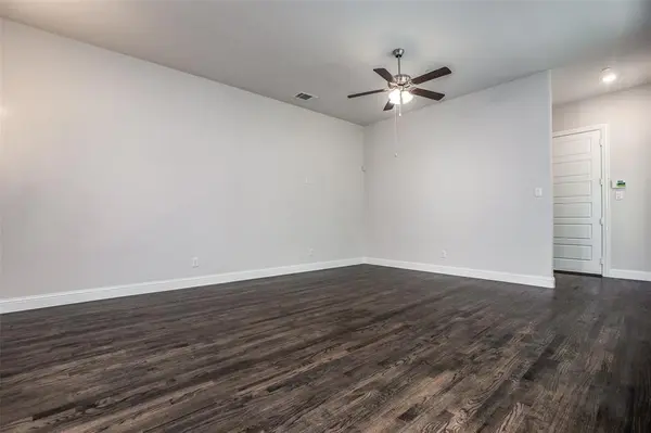 4944 Mckinney Hollow Drive, Mckinney, TX 75070