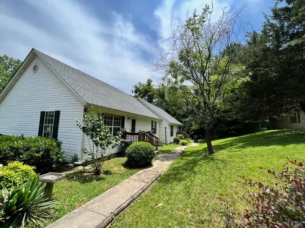 718 Baltimore AVE, Bedford, VA 24523