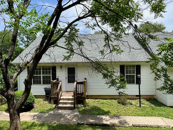 718 Baltimore AVE, Bedford, VA 24523