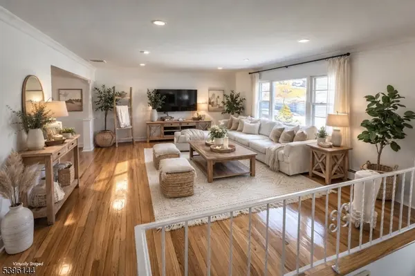 210 Ross Dr, Boonton Town, NJ 07005