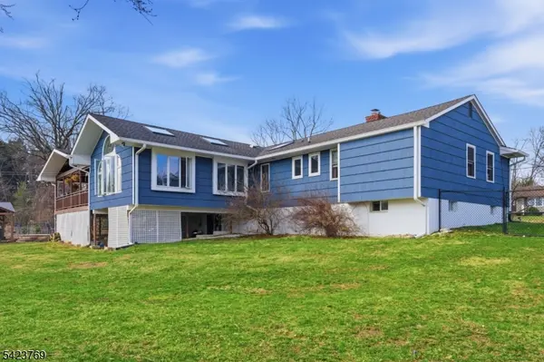 4 Glencove Rd, Parsippany-troy Hills Twp., NJ 07950