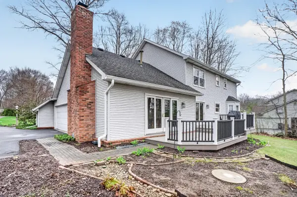 10434 Sourwood CT, Brighton Twp, MI 48114