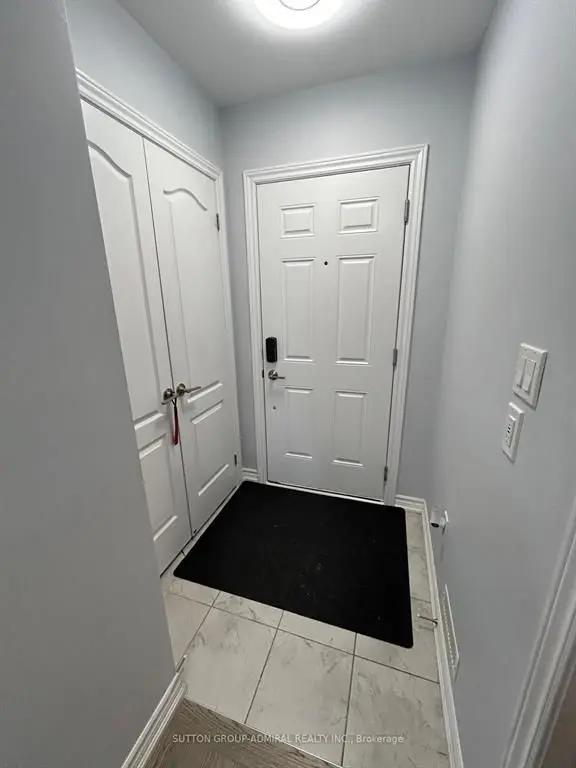 57 Andean LN, Barrie, ON L9J 0J4