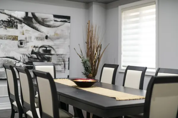 571 Dougall AVE, Caledon, ON L7C 3Z4